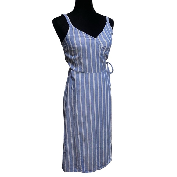 Hollister Blue White Striped Coastal Beachy Nautical Wrap Dress Size Small - Picture 2 of 7